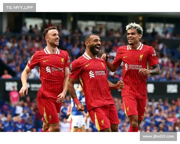 英超赛季精彩回顾 曼联利物浦切尔西纷纷引发球迷热议