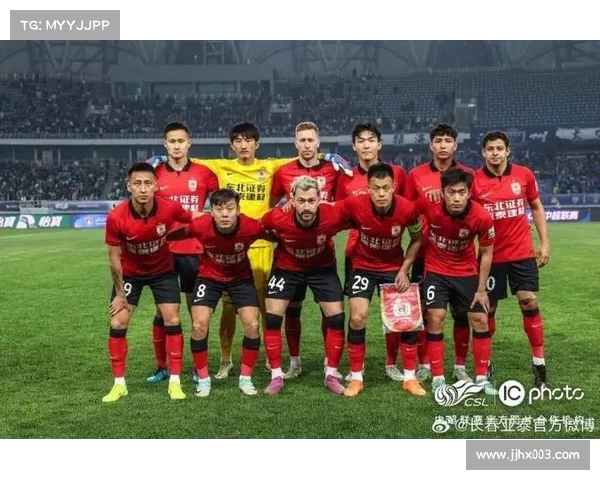 巴西外援吉列尔梅归队后与长春亚泰一起投入训练状态